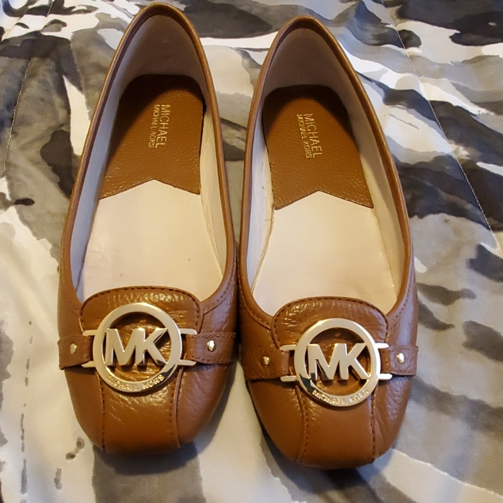 Michael Kors flats